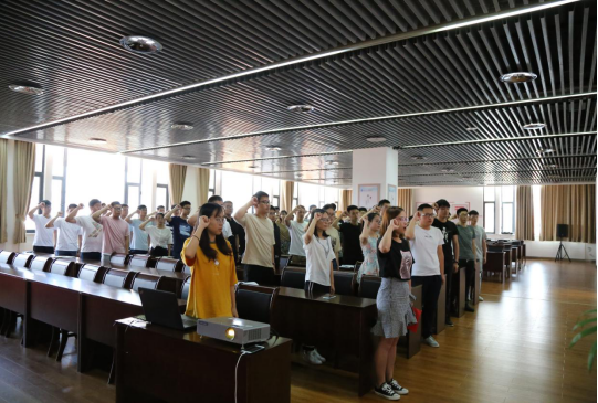 http://news.nbut.edu.cn/__local/2/65/F8/0FB88E2EC2F8A843573D8BA26ED_8741C528_C142D.png